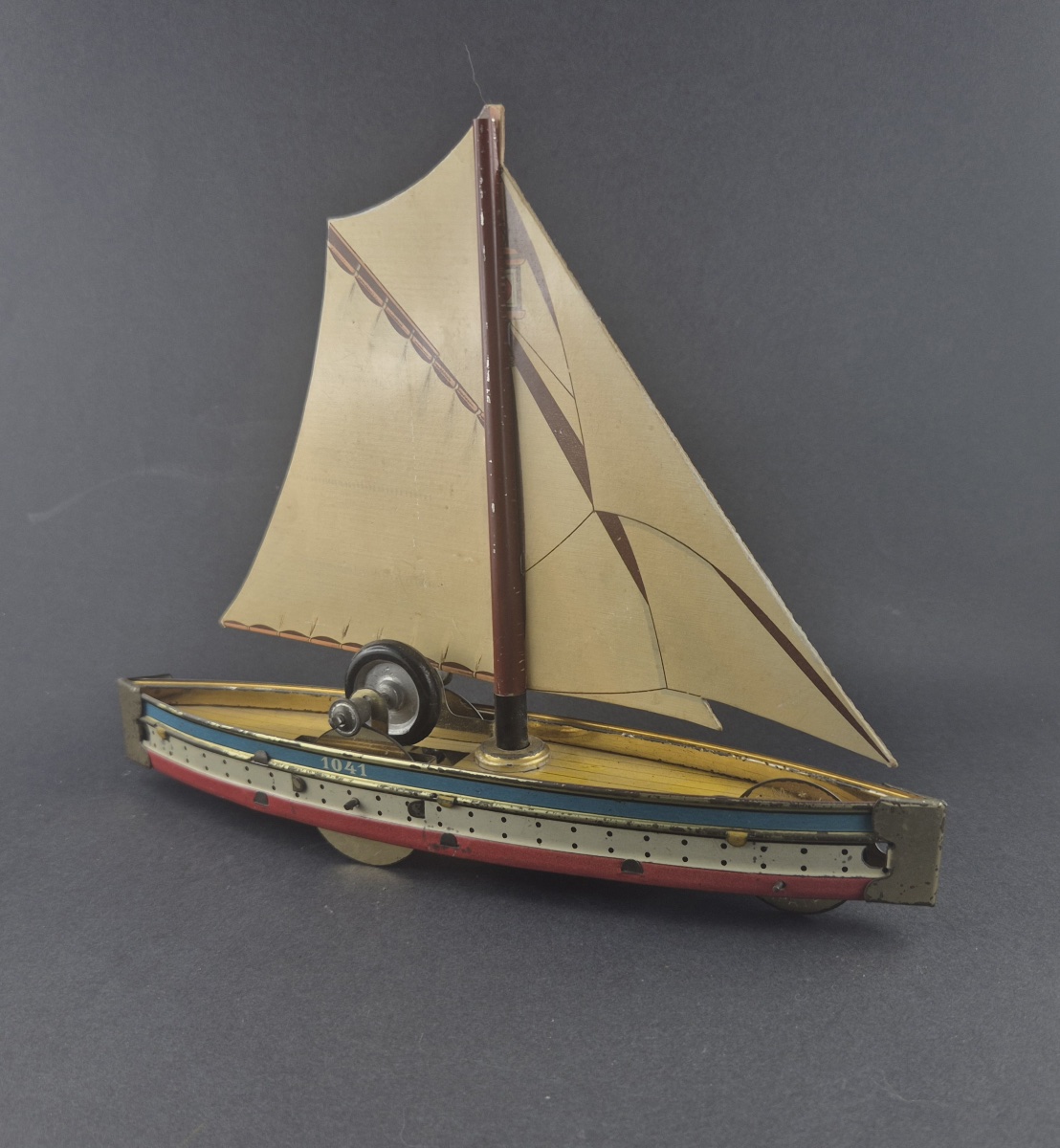 Hess Mechanical Sailboat Made Of Lithographed Sheet Metal-photo-3