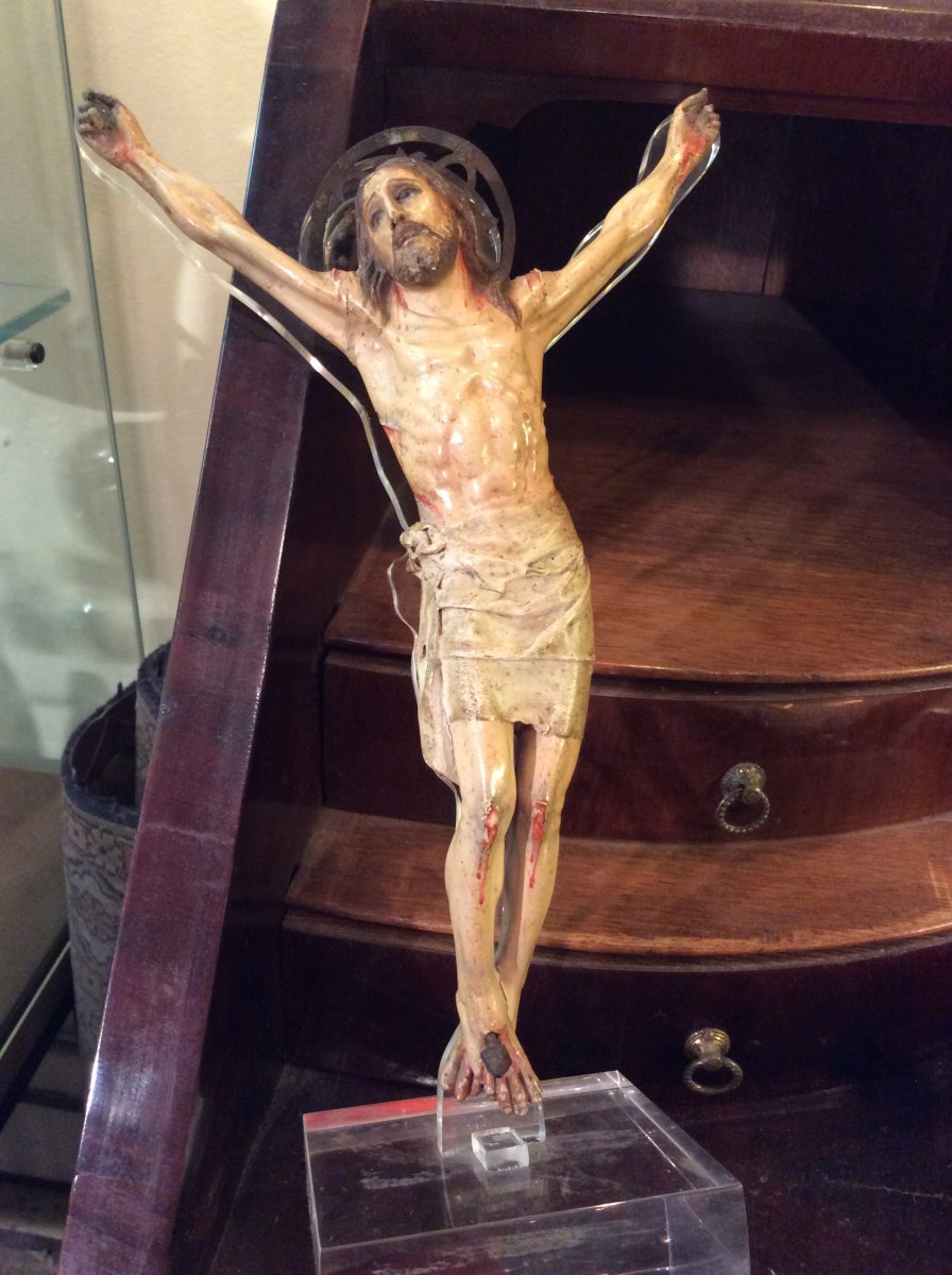 Christ En Bois Sculpté 