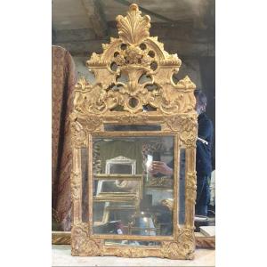 Miroir Louis XIV Avec Fronton élancé et ajouré