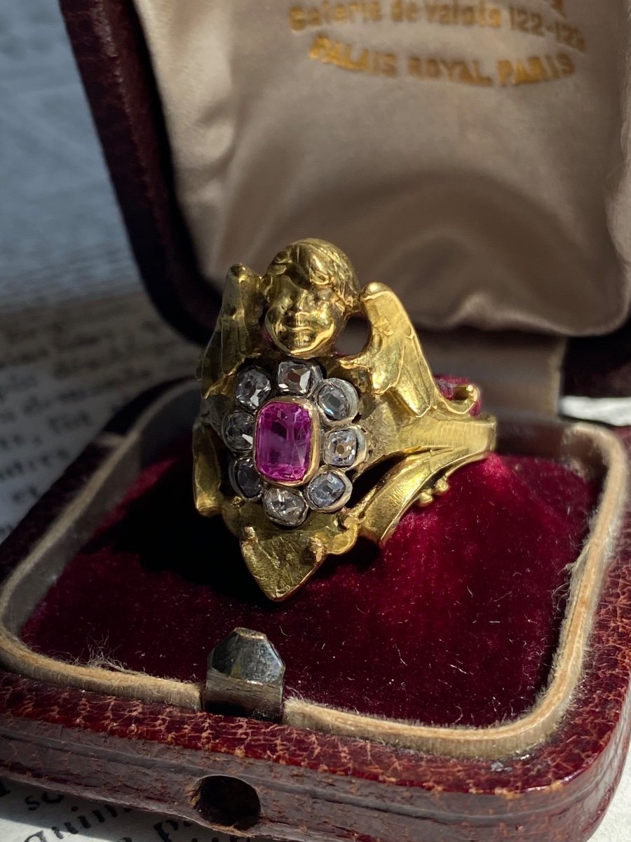 Very Rare Neo-renaissance Ring In 18k Gold And Pink Sapphire-photo-4