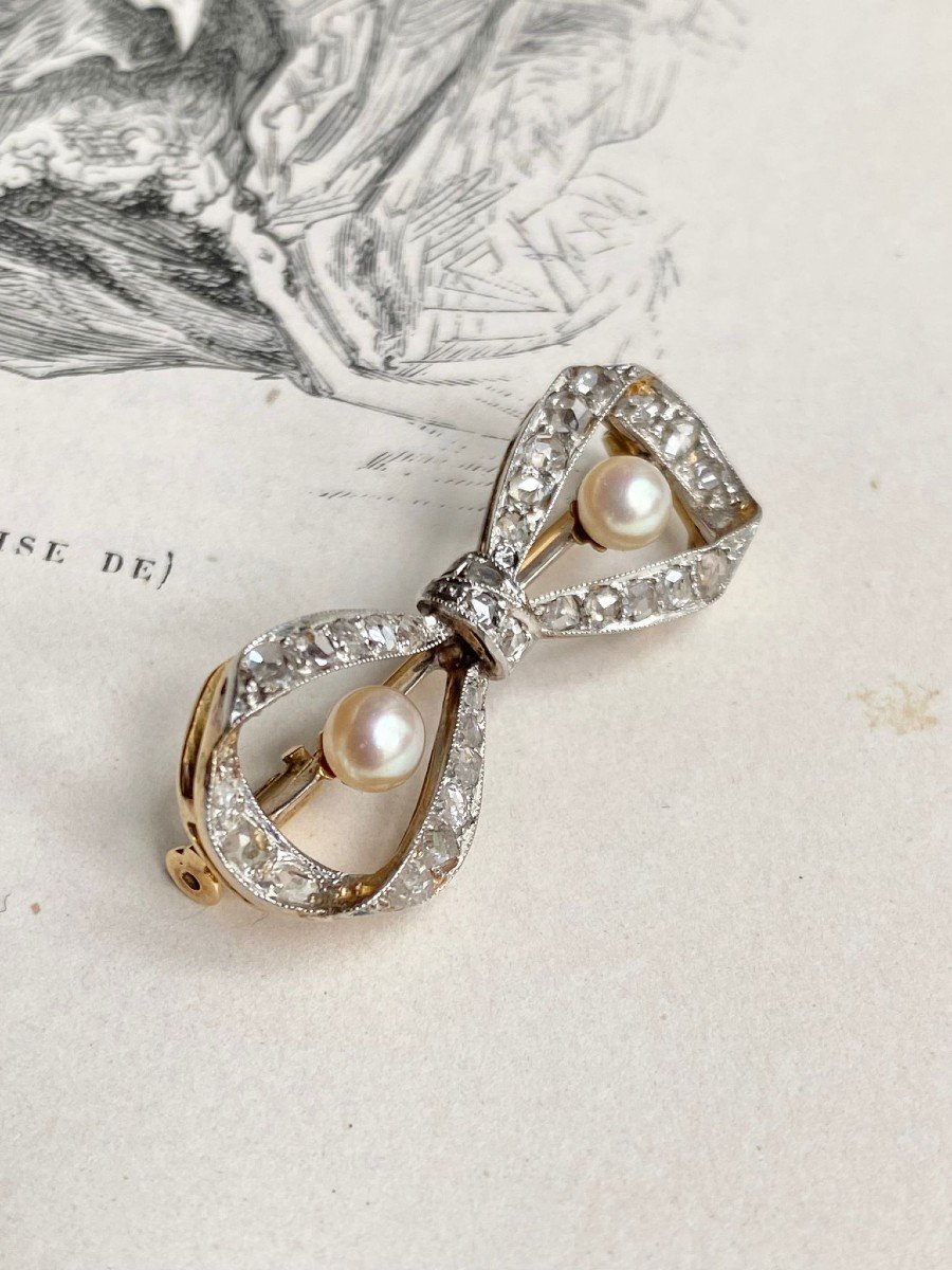 Belle Epoque Brooch In The Shape Of A Knot, Made Of 18k Gold And Platinum-photo-2