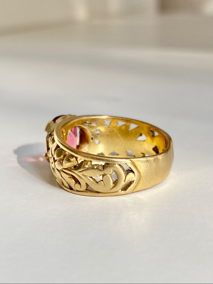 Art Nouveau Ring In 18k Yellow Gold Set With A Pink Tourmaline-photo-1