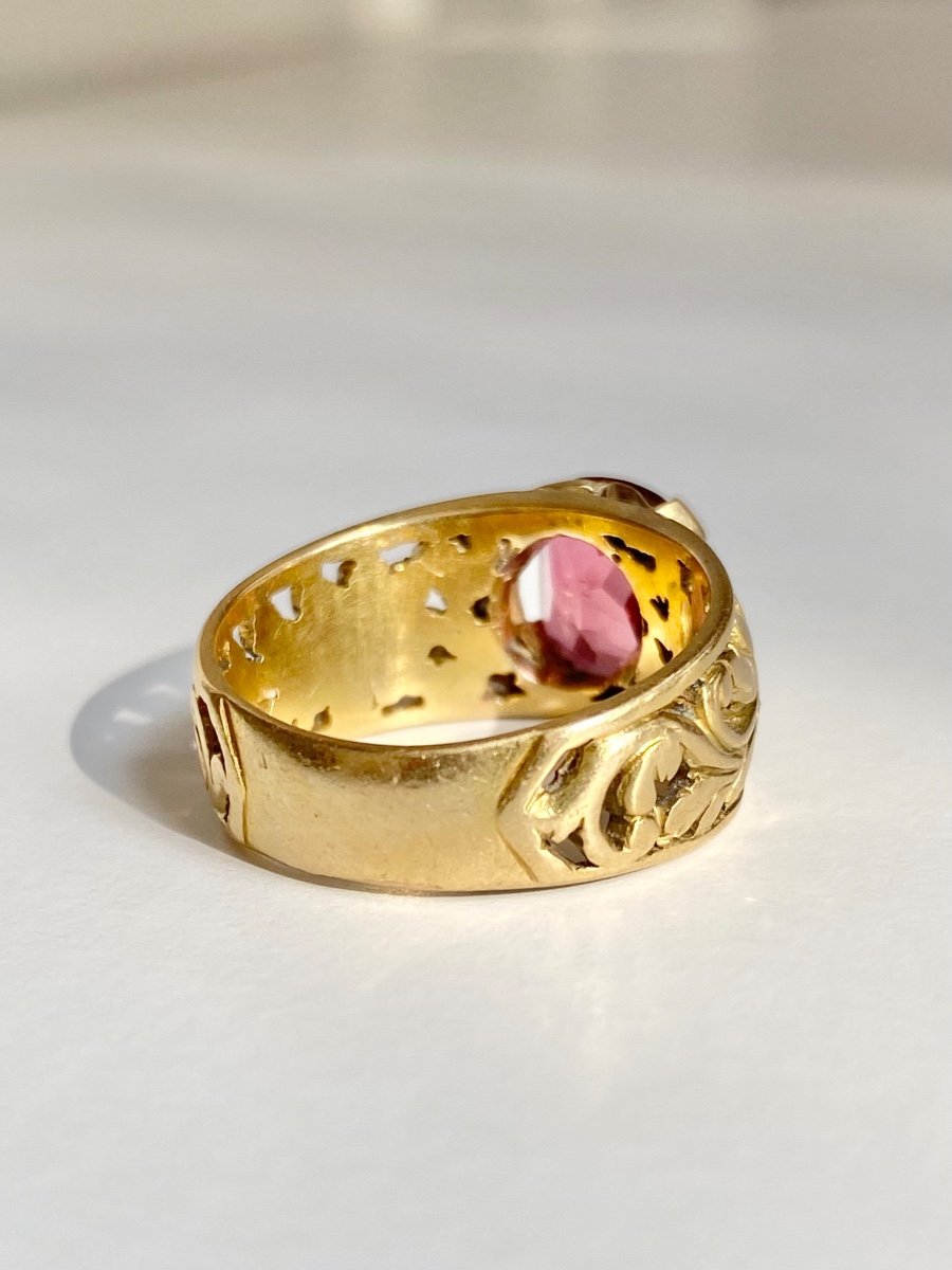 Art Nouveau Ring In 18k Yellow Gold Set With A Pink Tourmaline-photo-2