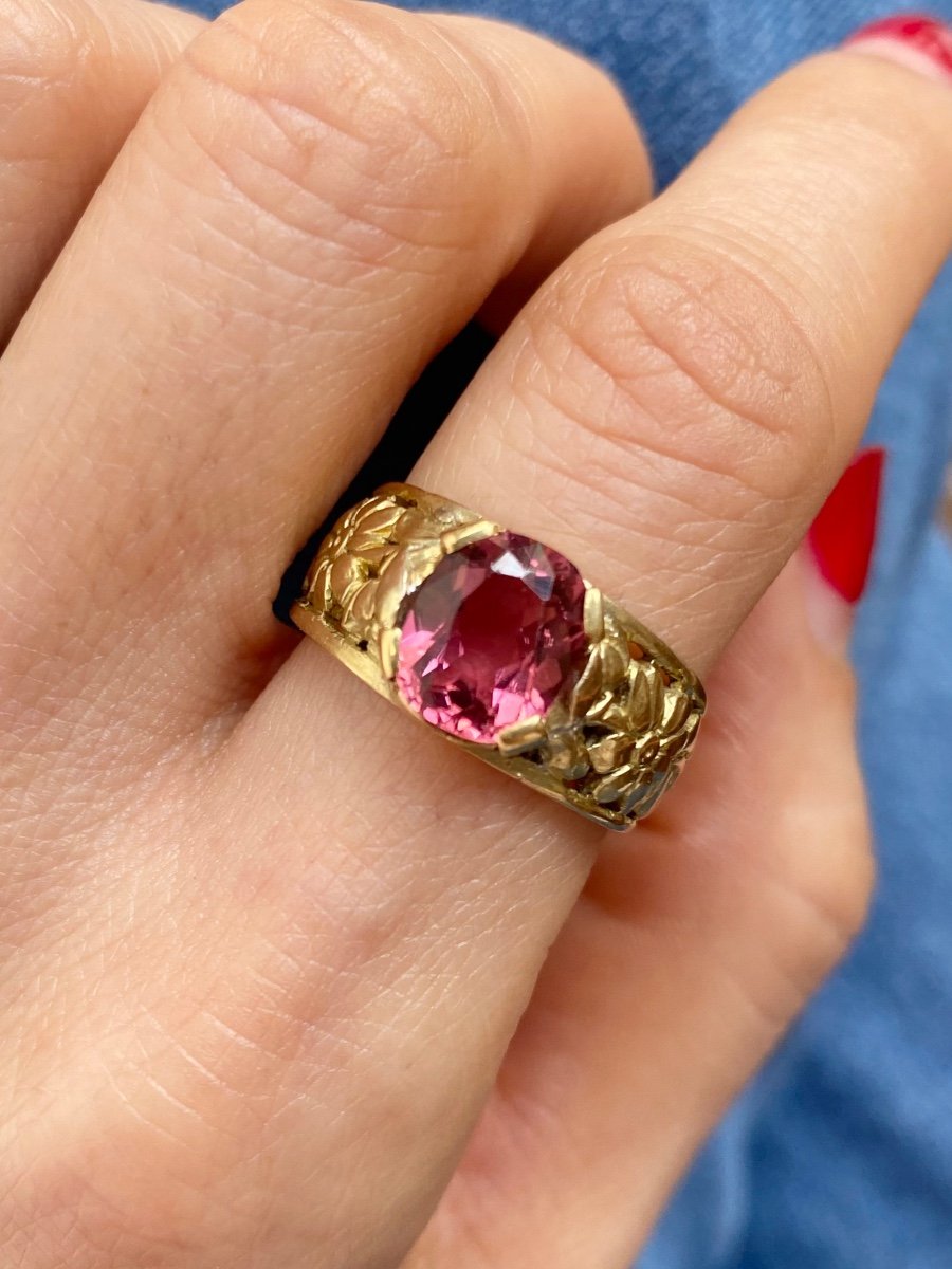Art Nouveau Ring In 18k Yellow Gold Set With A Pink Tourmaline