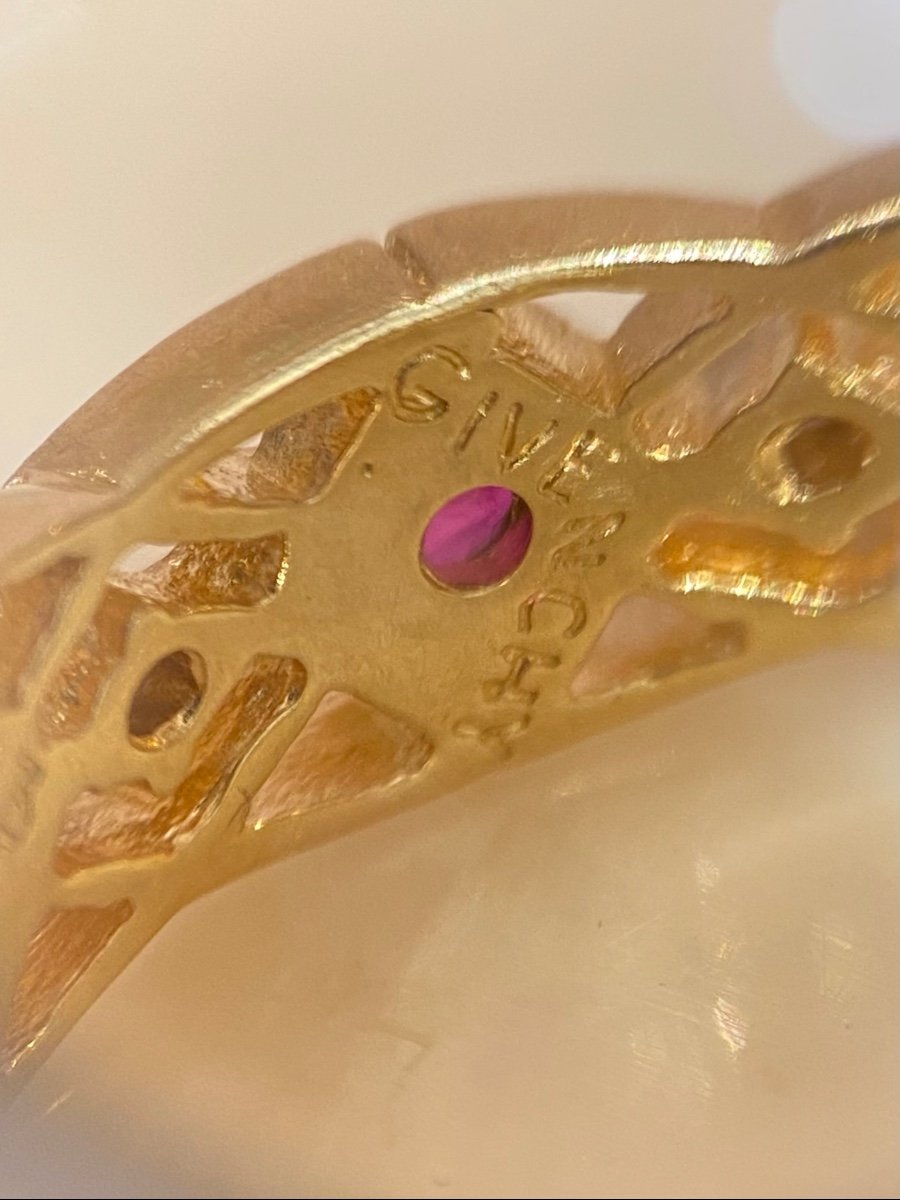 L‘anneau D’eternité Givenchy En Or 18k Rubis Et Diamants -photo-1