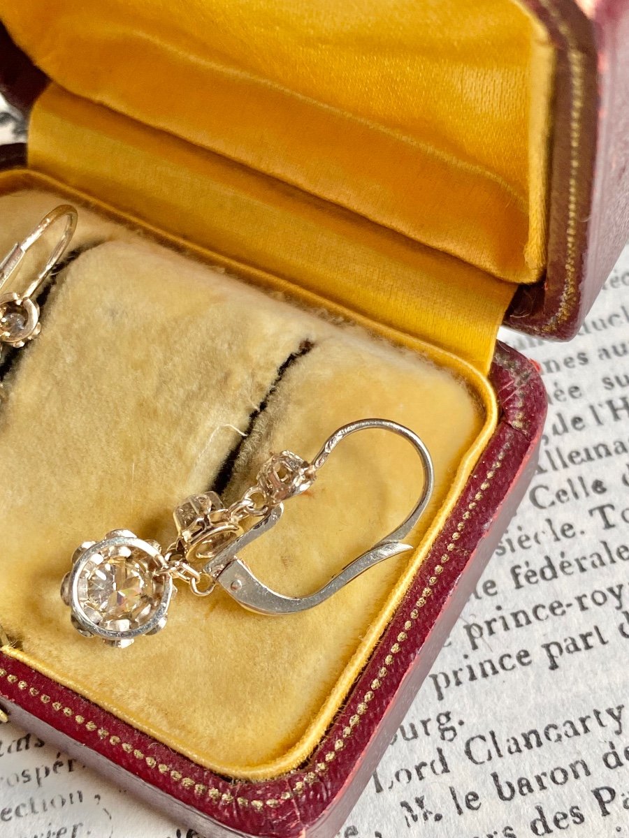 Art Deco Earrings In 18k White Gold And Diamonds -photo-3