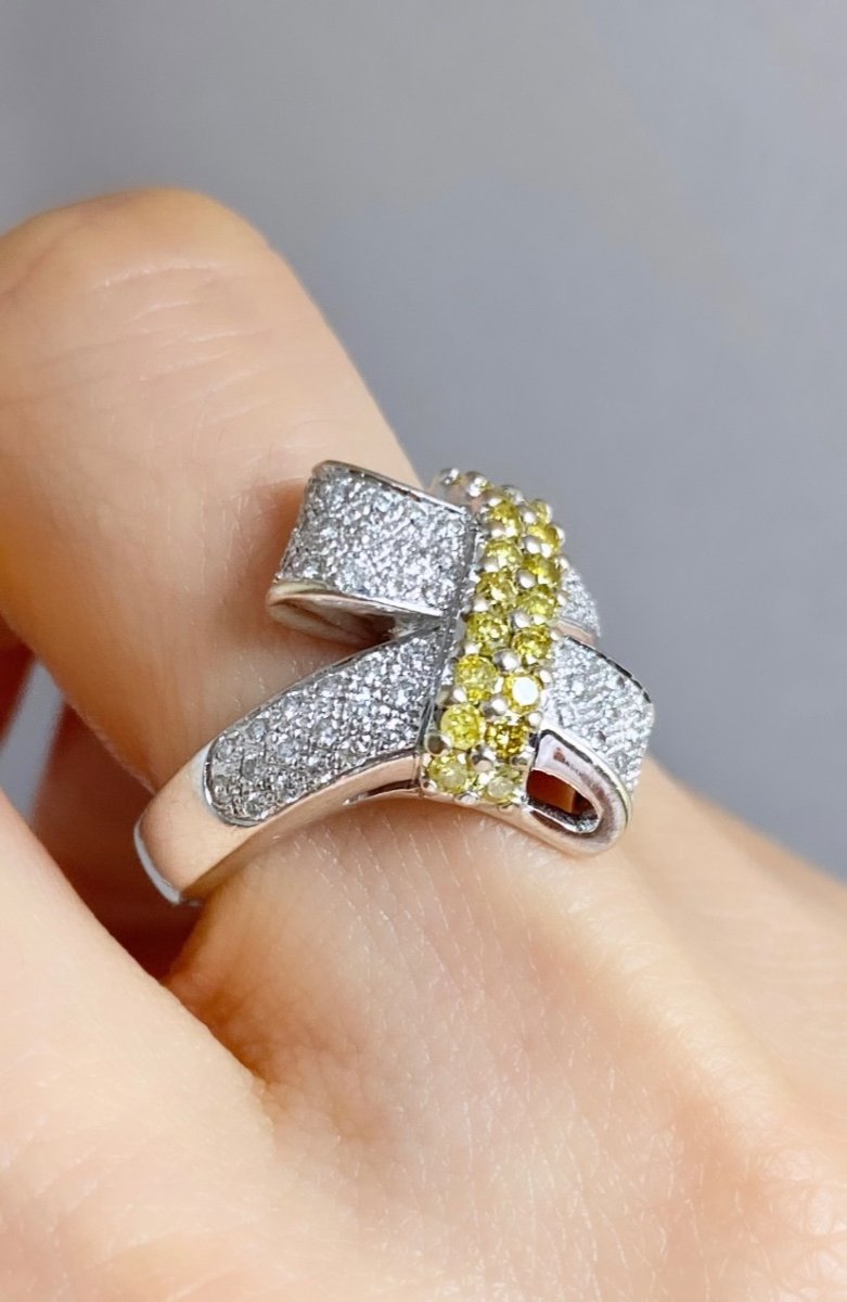 Very Pretty Knot Ring In 18k Gold And Diamonds -photo-5