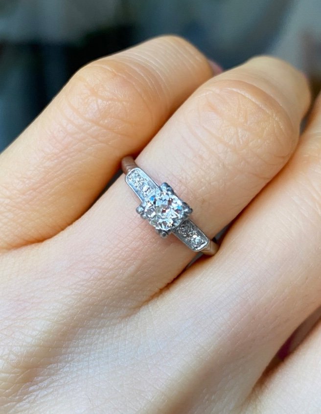 Art Deco Ring In Platinum And Diamonds -photo-4