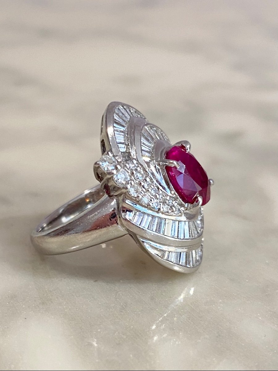 Importante Bague En Platine Rubis Et Diamants -photo-4