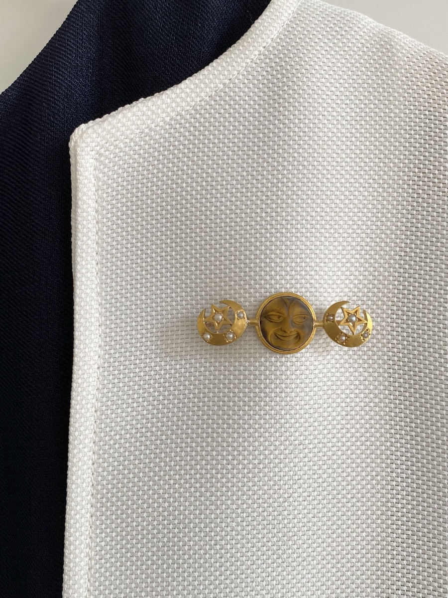 Rare broche en or jaune 18K modèle « Man in the Moon »-photo-6