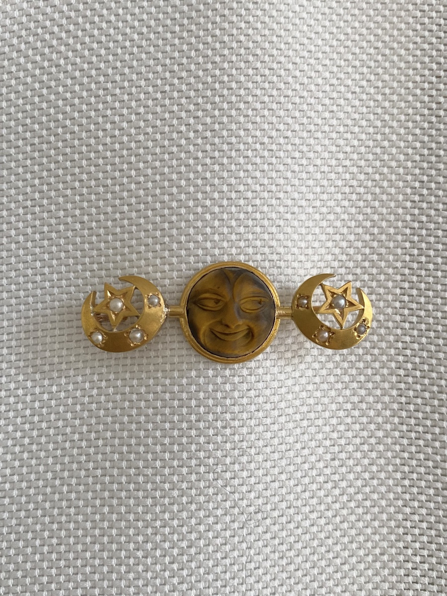 Rare broche en or jaune 18K modèle « Man in the Moon »-photo-8
