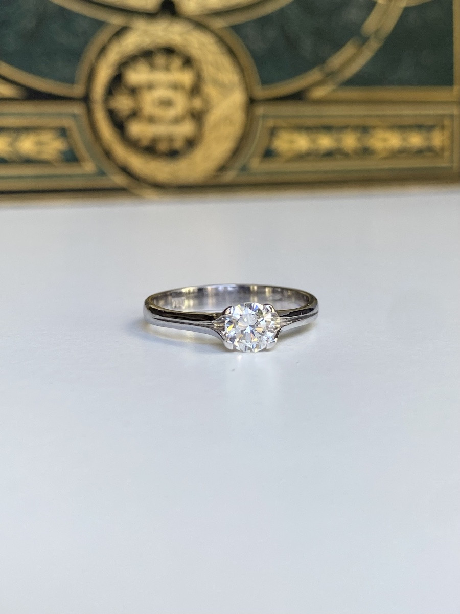 Bague solitaire en or blanc 18K et diamant-photo-2