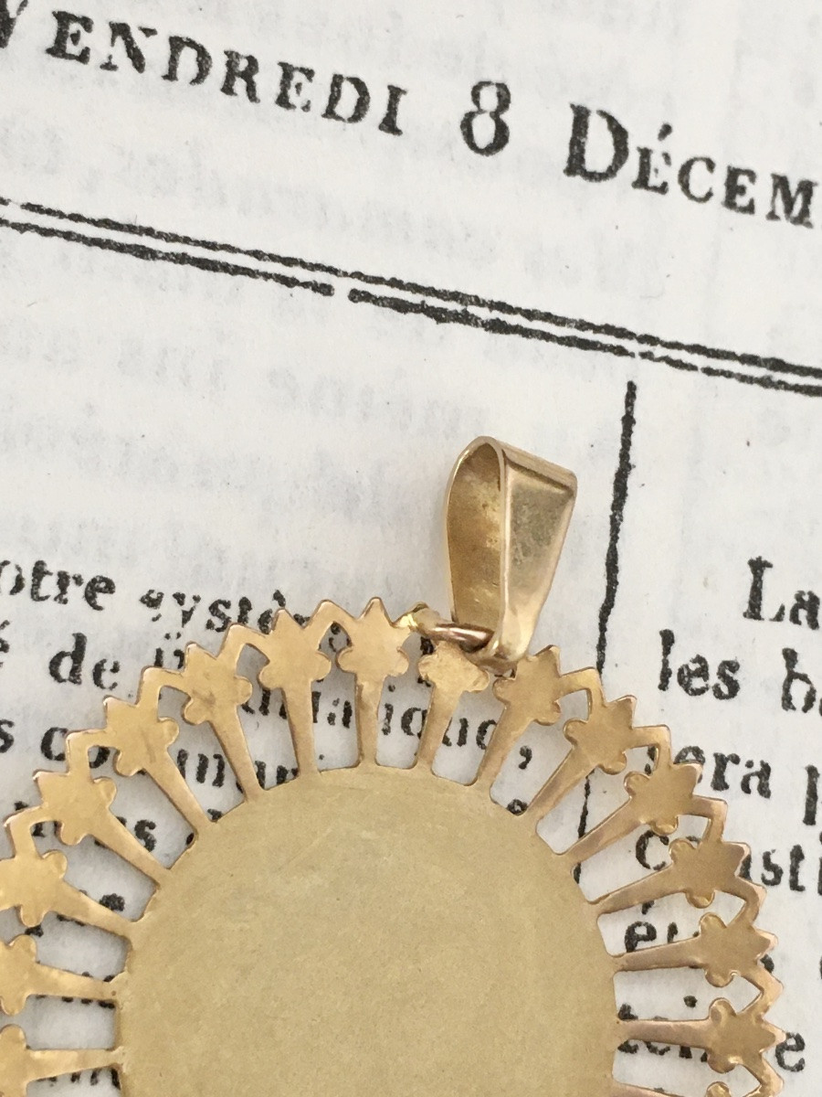 Emile Monier Rare Round 18k Gold Medal-photo-4