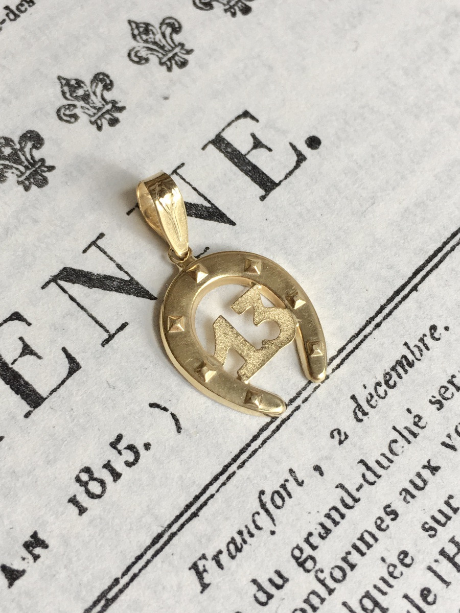 18k Yellow Gold Horseshoe Pendant-photo-3