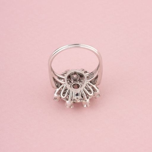 Bucherer Floral Ring In White Gold And Diamonds -photo-3