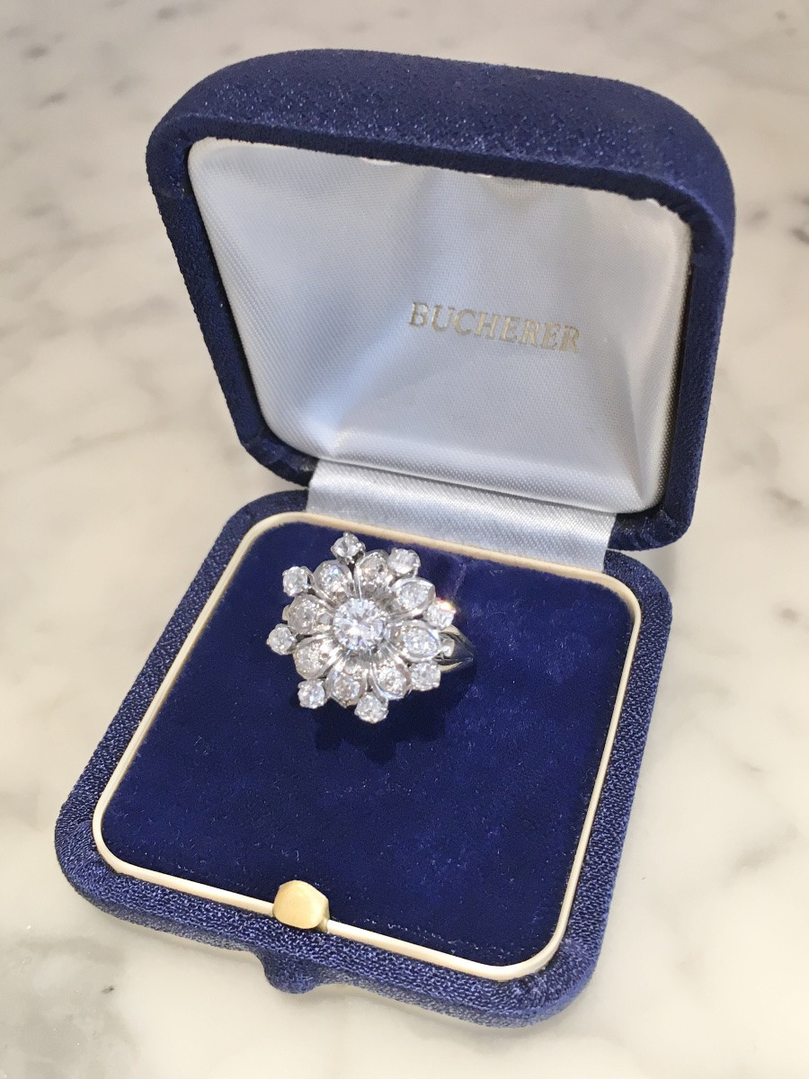 Bucherer Floral Ring In White Gold And Diamonds -photo-4