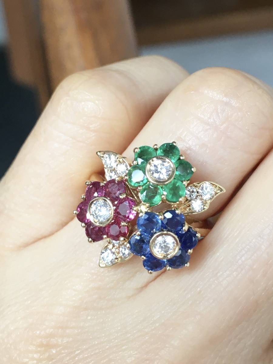 18k Gold Flowers Ring With Sapphires, Rubies, Emeralds, And Diamonds -photo-7