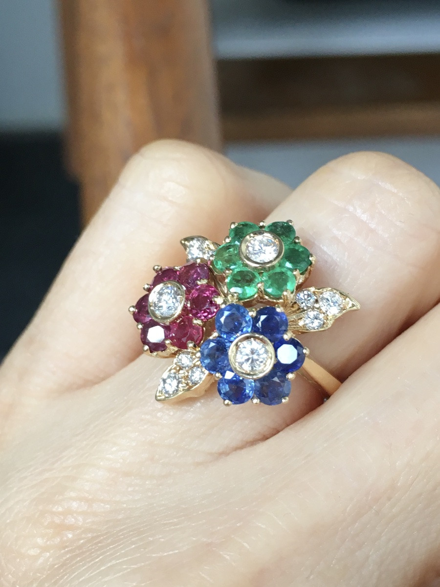 18k Gold Flowers Ring With Sapphires, Rubies, Emeralds, And Diamonds -photo-8