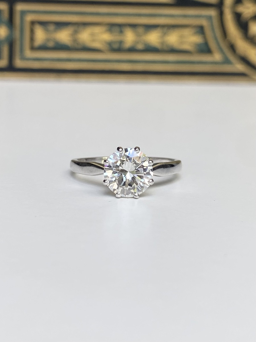 Bague solitaire en or blanc 18k (750) ornée d'un diamant 1,46 ct-photo-2