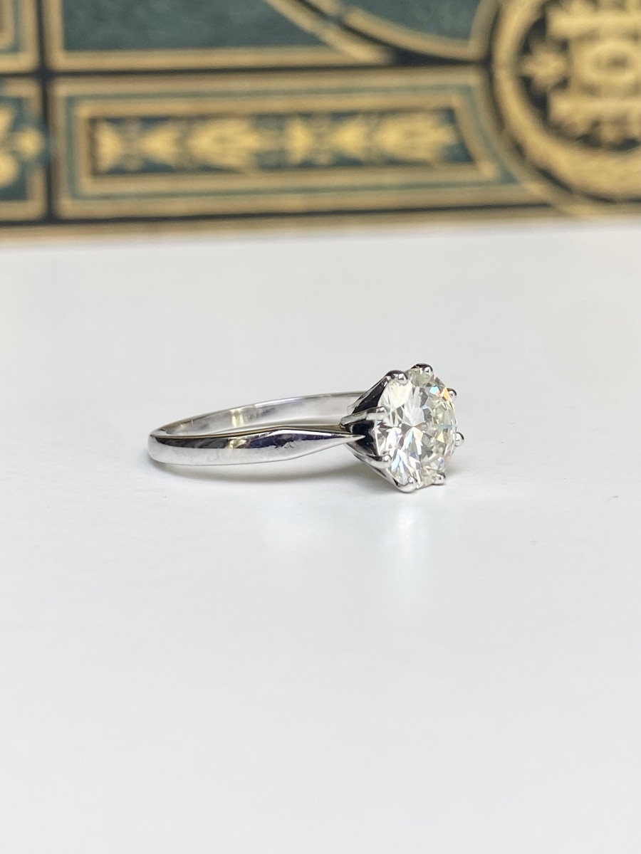 Bague solitaire en or blanc 18k (750) ornée d'un diamant 1,46 ct-photo-4