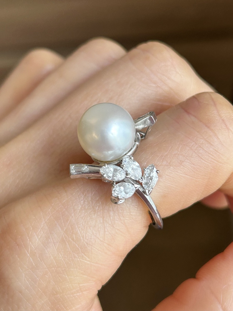18k White Gold Ring With Pearl And Diamonds -photo-5