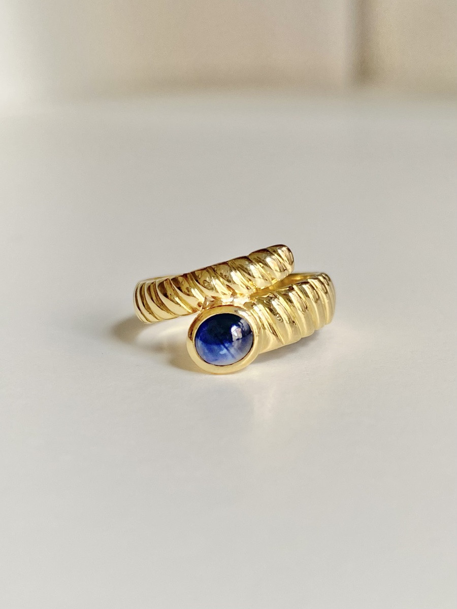 18k Yellow Gold And Snake-shaped Sapphire Gadrooned Ring -photo-2
