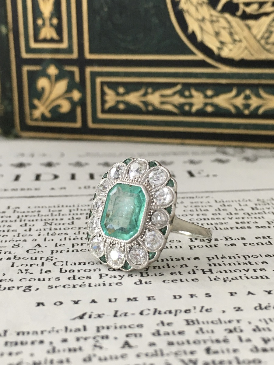 Antique Art Deco Ring In 18k White Gold And Platinum Set With A Colombian Emerald-photo-4