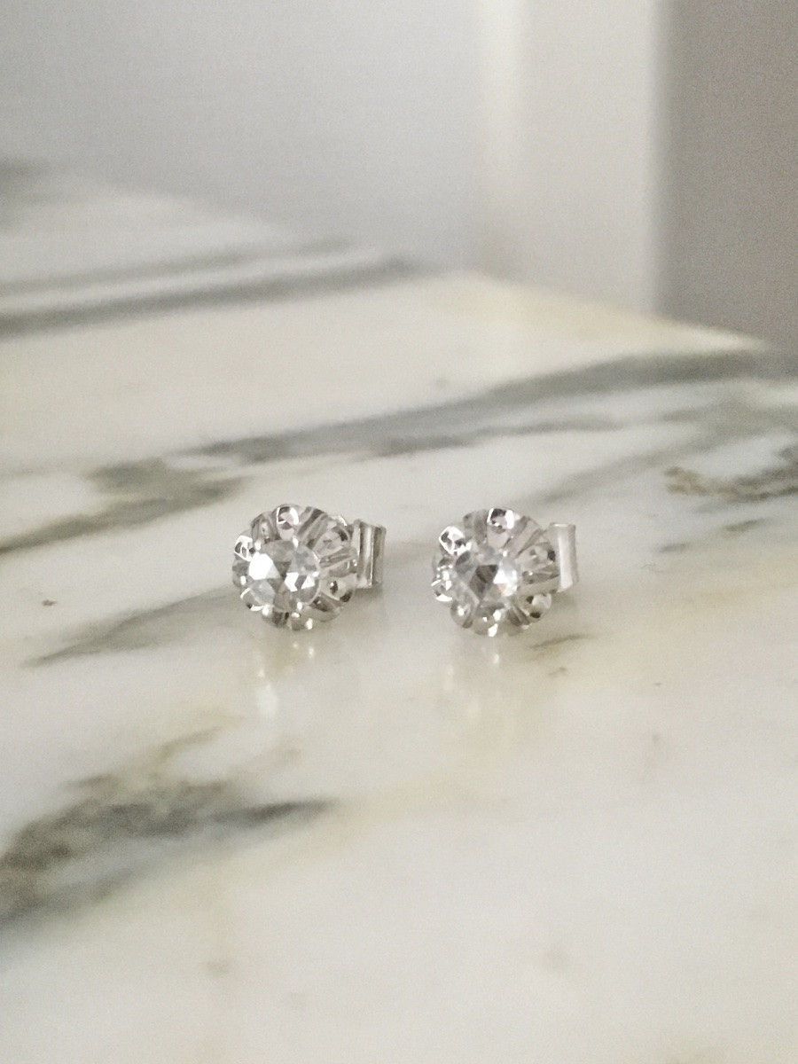 Puces d’oreilles en or blanc 18K et diamants -photo-3
