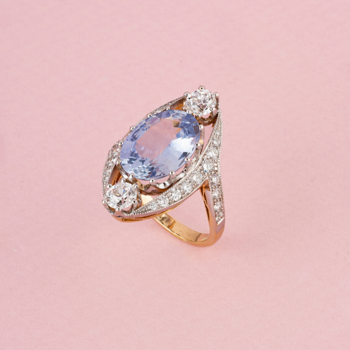 Important Belle époque Style Ring In 18k Gold With An Unheated Ceylon Sapphire -photo-3