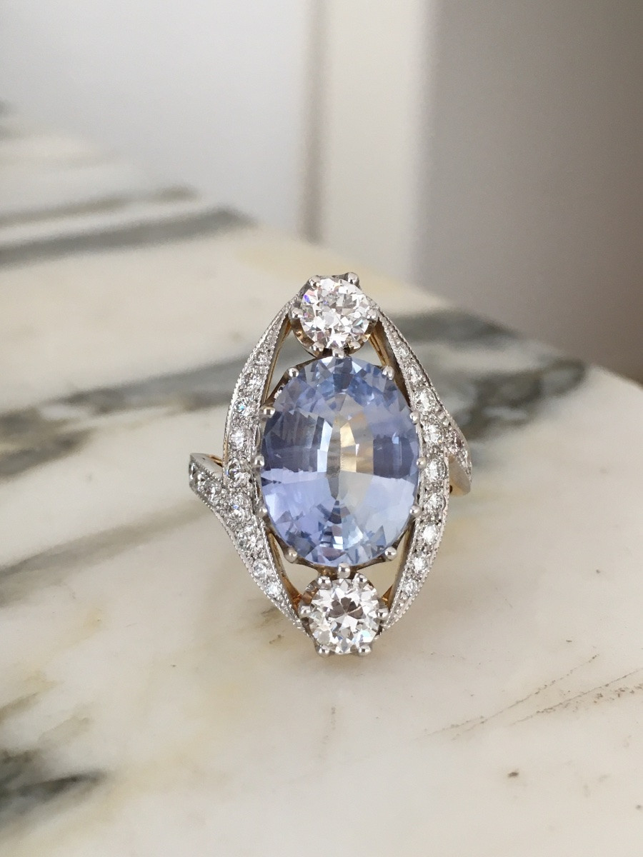 Important Belle époque Style Ring In 18k Gold With An Unheated Ceylon Sapphire -photo-2