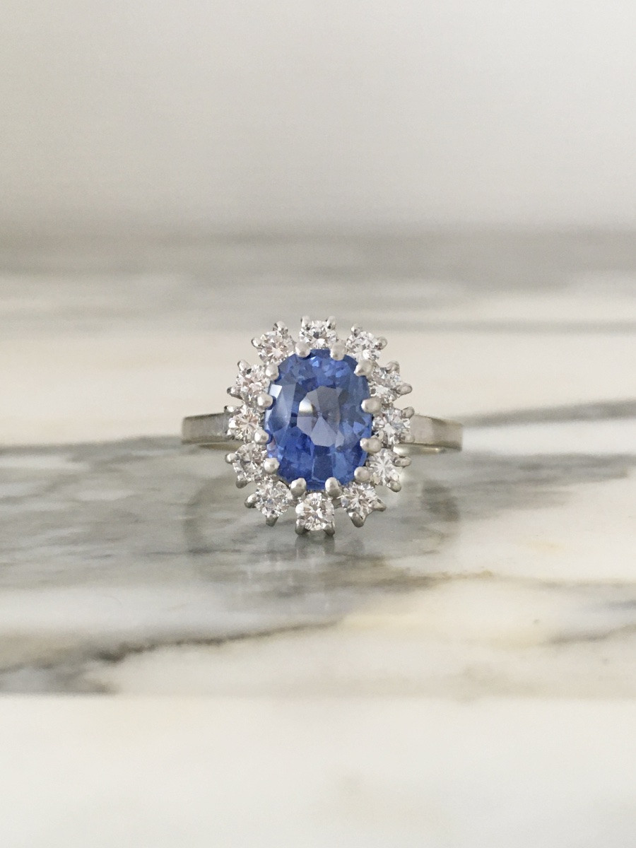 Pompadour Ring In 18k White Gold And Platinum With A Ceylon Sapphire -photo-1