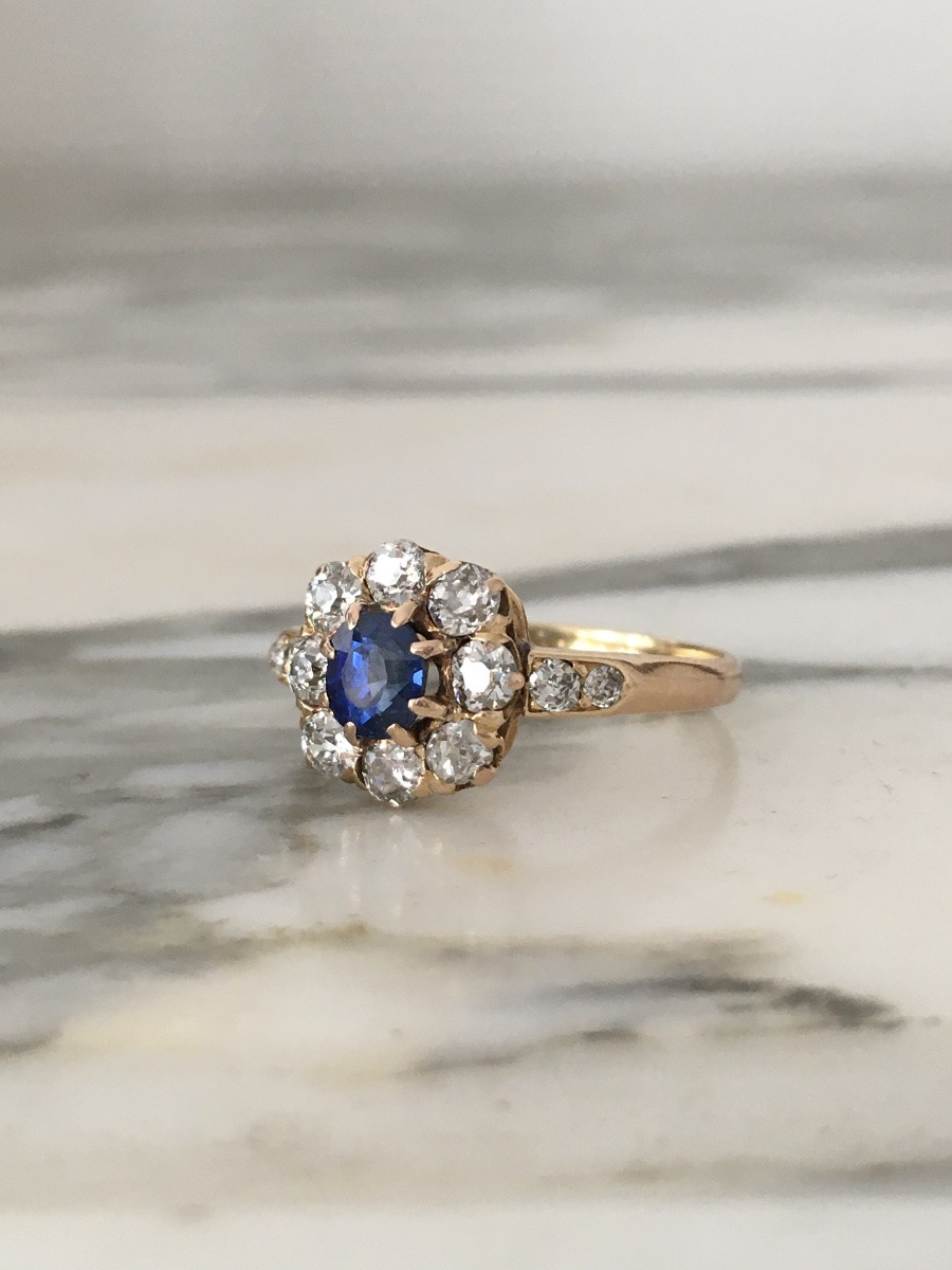 Bague ancienne en or 18K sertie d’un saphir et diamants -photo-2