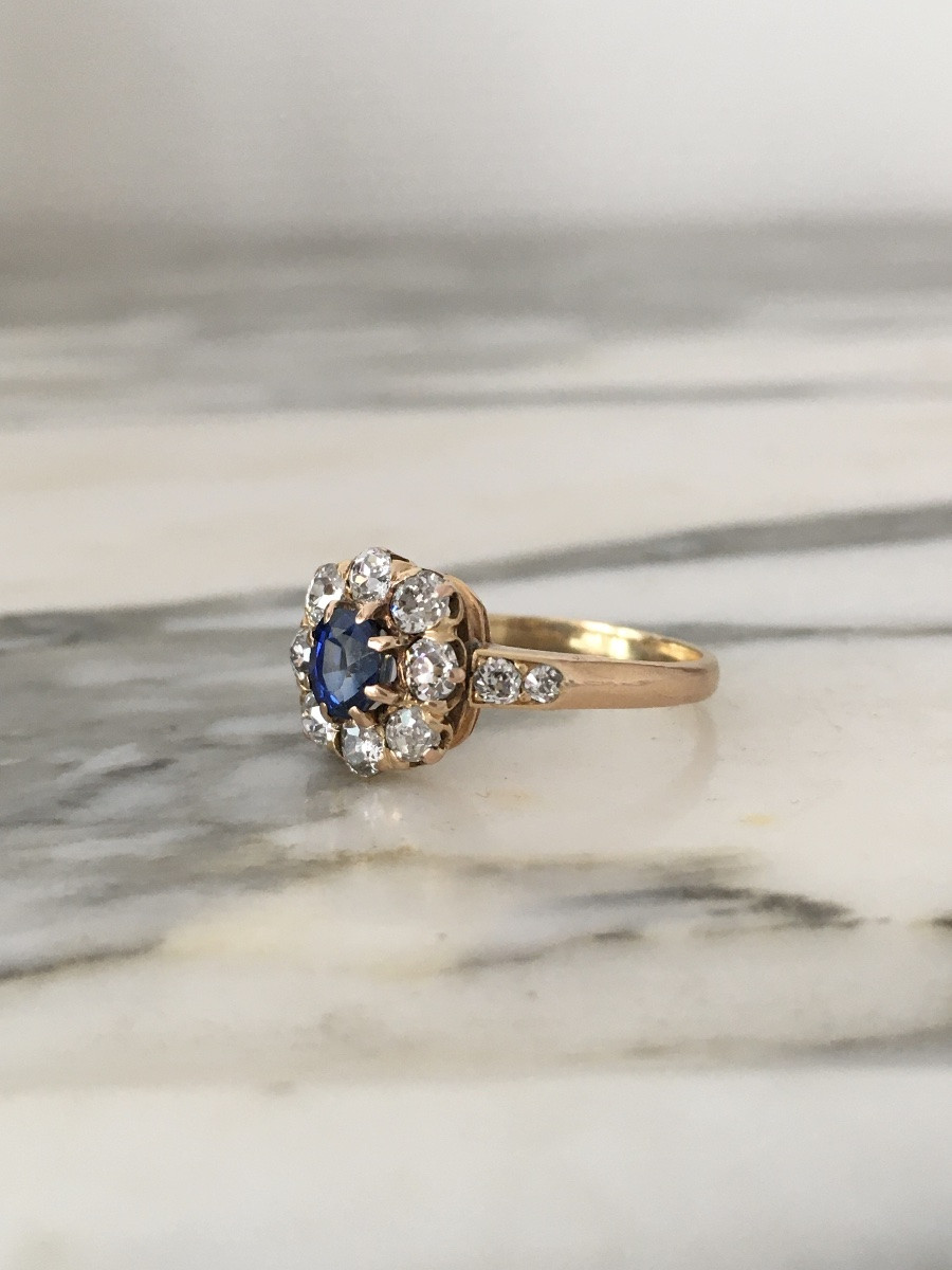 Bague ancienne en or 18K sertie d’un saphir et diamants -photo-3