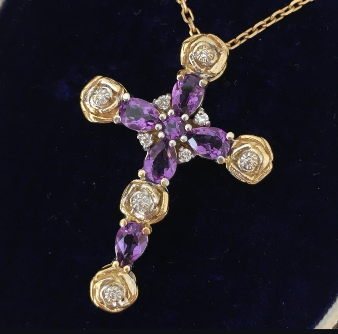 18k Gold Cross With Amethysts And Diamonds 
