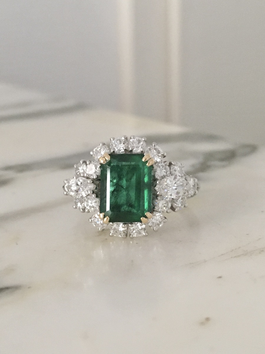 18k White And Yellow Gold Ring With Emerald And Diamonds -photo-2