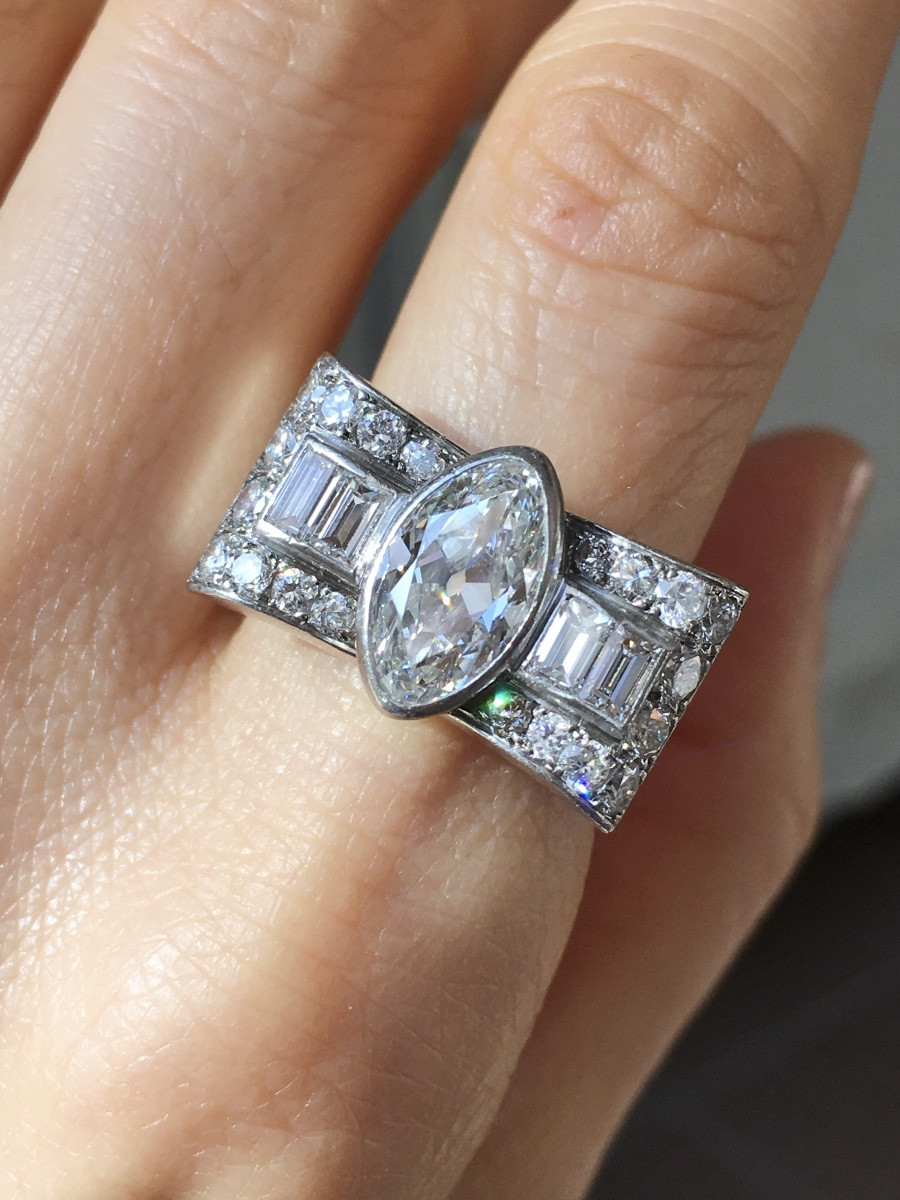 Bague Tank Art Déco en platine et diamants 3,16 ct-photo-7