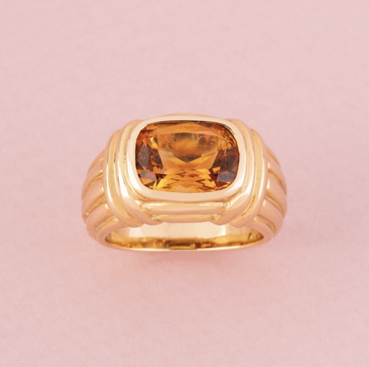 Bague BULGARI en or jaune 18K sertie d’une citrine