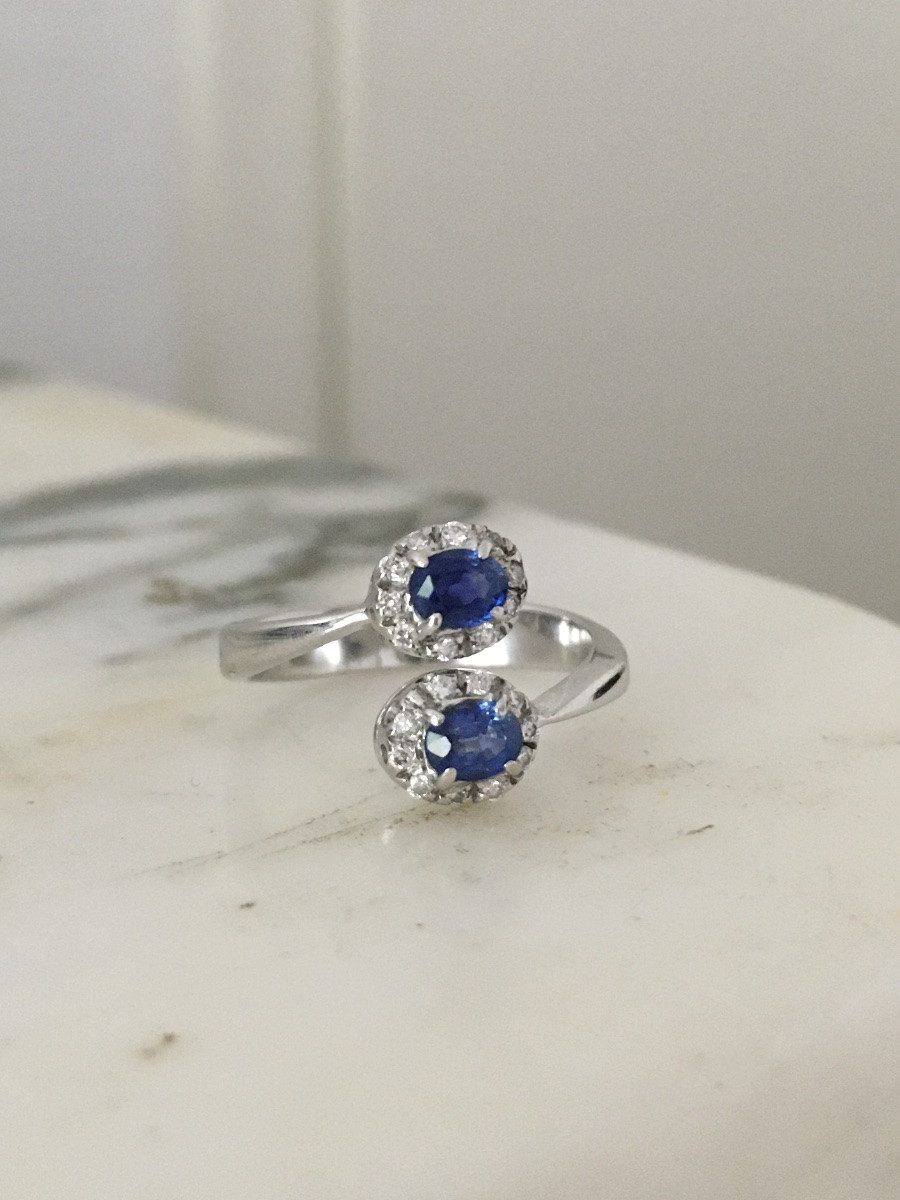 Toi & Moi Ring In 18k White Gold With Sapphires And Diamonds-photo-3