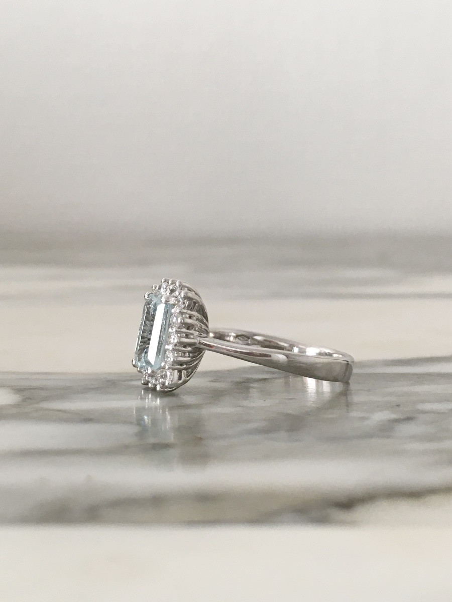 Bague en or blanc 18K sertie d’une aigue-marine et diamants -photo-4