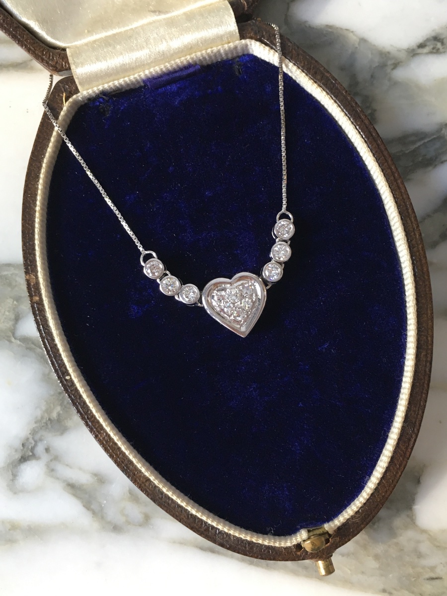 Collier coeur en or blanc 18K et diamants -photo-4