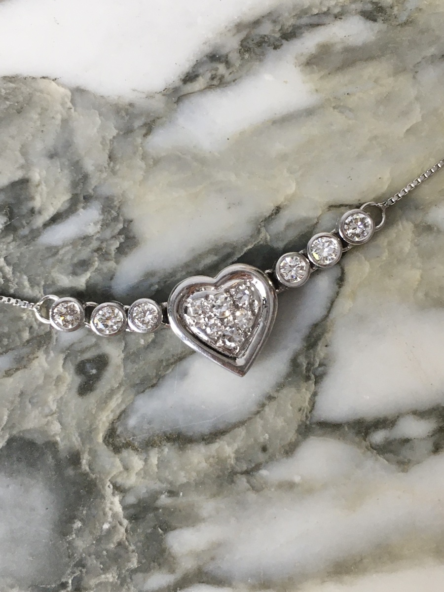 Collier coeur en or blanc 18K et diamants -photo-1