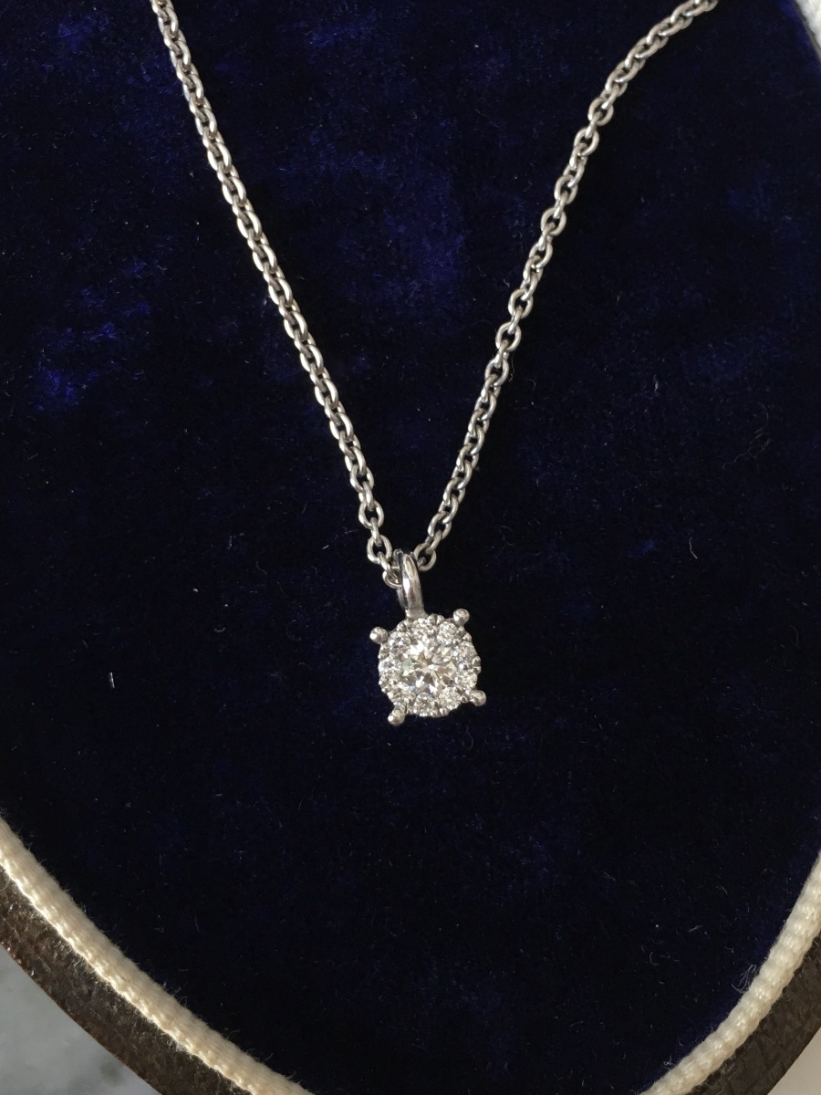Necklace In 18k White Gold And Diamonds-photo-4