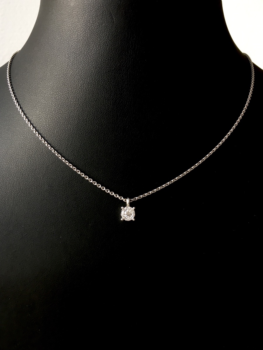 Necklace In 18k White Gold And Diamonds-photo-2