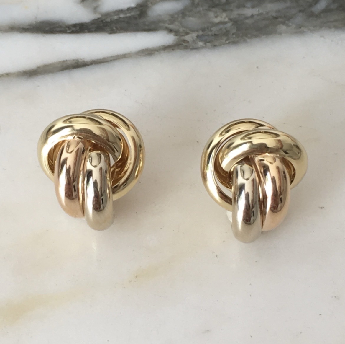 Boucles d'oreilles nœud en or 18K 