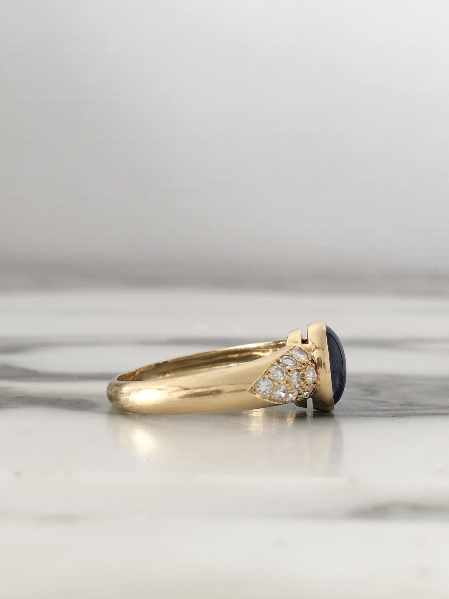 Bague en or jaune 18K saphir et diamants -photo-4