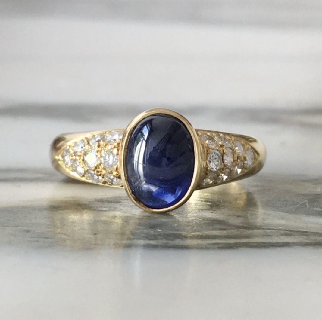 Bague en or jaune 18K saphir et diamants 