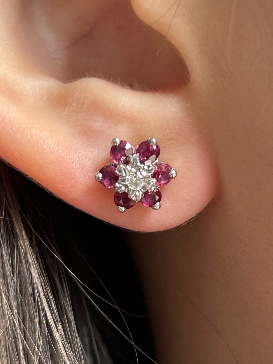 18k White And Yellow Gold Stud Earrings With Rubies And Diamonds -photo-2