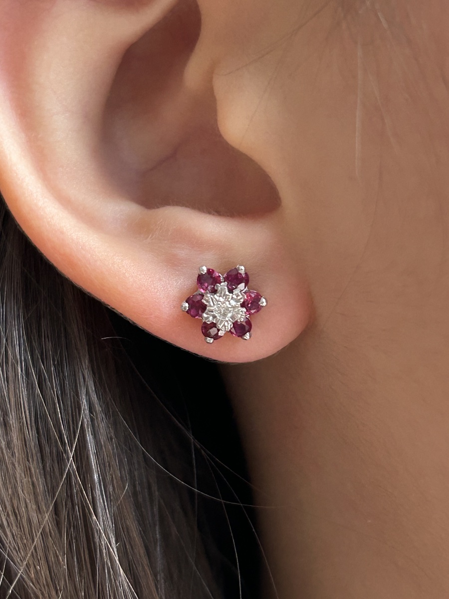18k White And Yellow Gold Stud Earrings With Rubies And Diamonds -photo-3