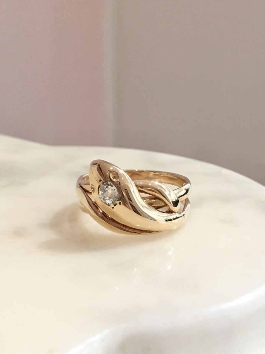 Bague ancienne serpent en or jaune 18K et diamant -photo-2