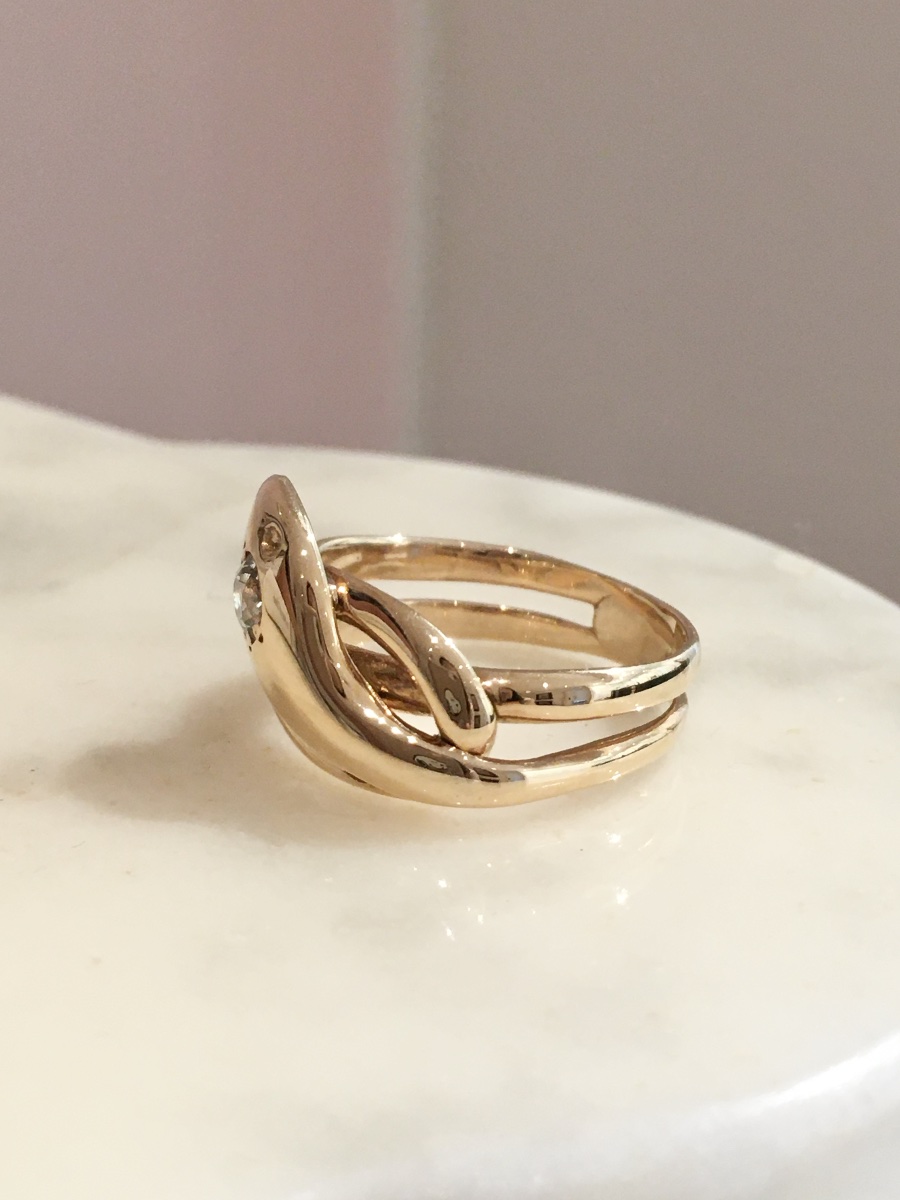 Bague ancienne serpent en or jaune 18K et diamant -photo-4
